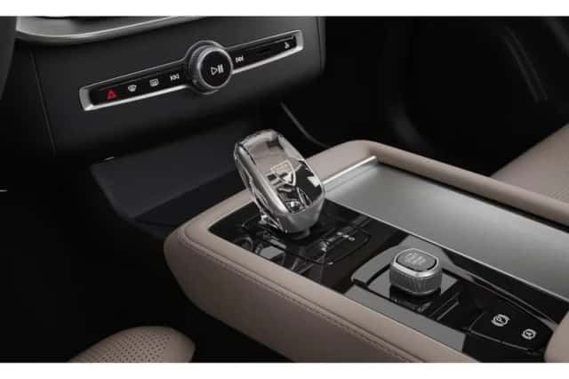 Volvo XC90 (2027) thumbnail 9