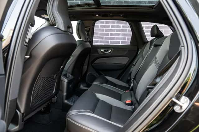 Volvo XC60 (2026) thumbnail 8