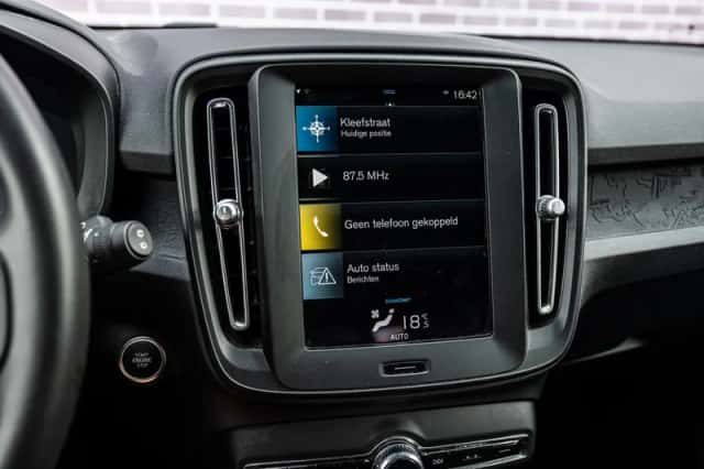 Volvo XC40 (2021) thumbnail 19