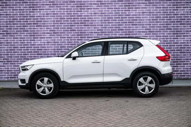 Volvo XC40 (2021) thumbnail 6
