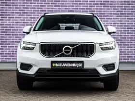 Volvo XC40 thumbnail 10
