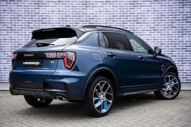 Lynk & Co 01 (2021) thumbnail 3