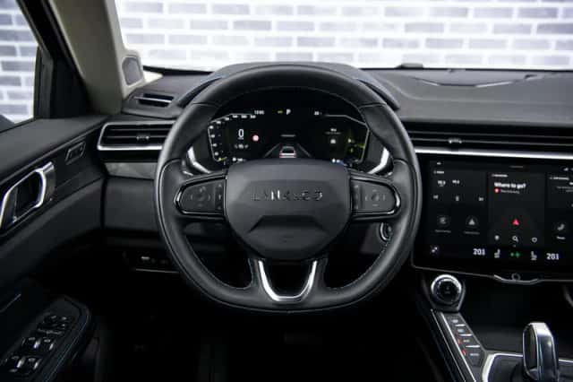 Lynk & Co 01 (2021) thumbnail 4
