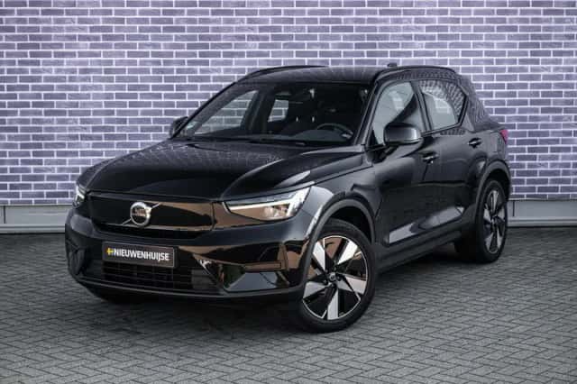 Volvo XC40 (2023) thumbnail 14