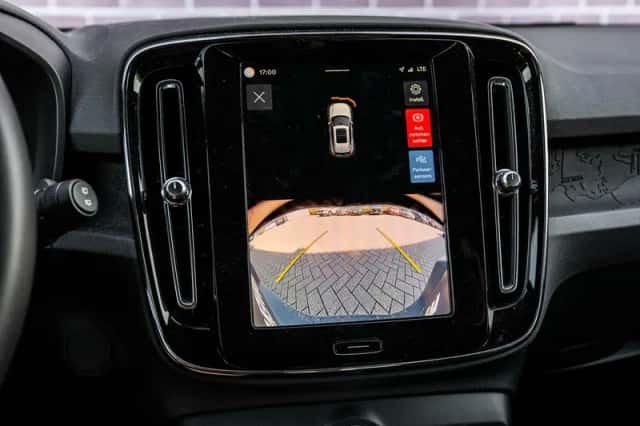 Volvo XC40 (2023) thumbnail 24