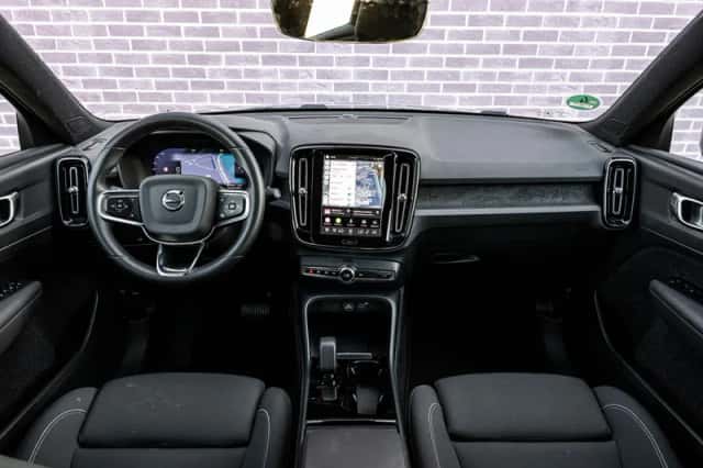 Volvo XC40 (2023) thumbnail 5