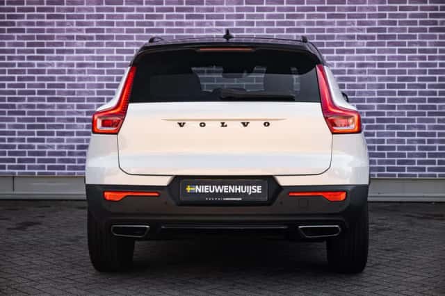 Volvo XC40 (2020) thumbnail 11