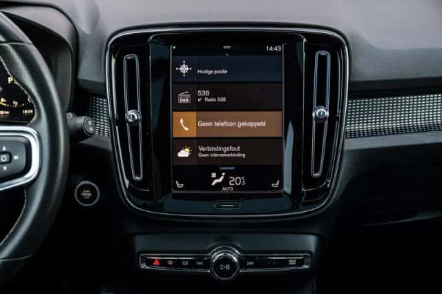 Volvo XC40 (2020) thumbnail 13
