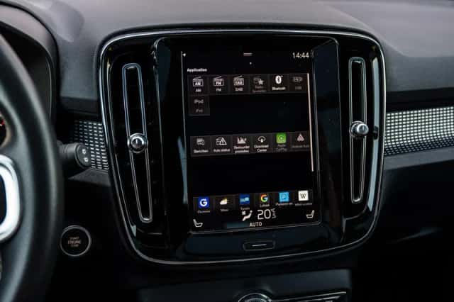 Volvo XC40 (2020) thumbnail 22