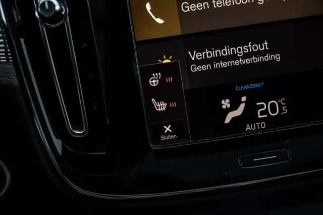 Volvo XC40 (2020) thumbnail 23