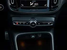 Volvo XC40 thumbnail 24