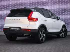 Volvo XC40 thumbnail 4