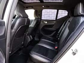 Volvo XC40 thumbnail 9