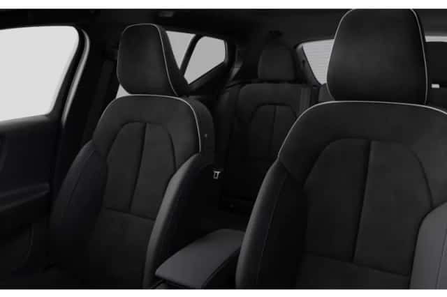 Volvo EX40 (2026) thumbnail 3