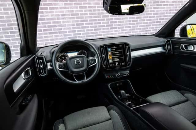 Volvo XC40 (2022) thumbnail 13