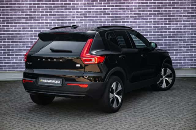 Volvo XC40 (2022) thumbnail 18