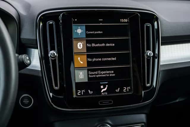Volvo XC40 (2022) thumbnail 20