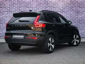 Volvo XC40 thumbnail 4