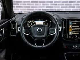 Volvo XC40 thumbnail 5