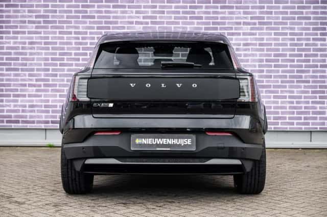 Volvo EX30 (2025) thumbnail 13