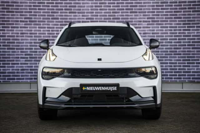 Lynk & Co 01 (2025) thumbnail 10