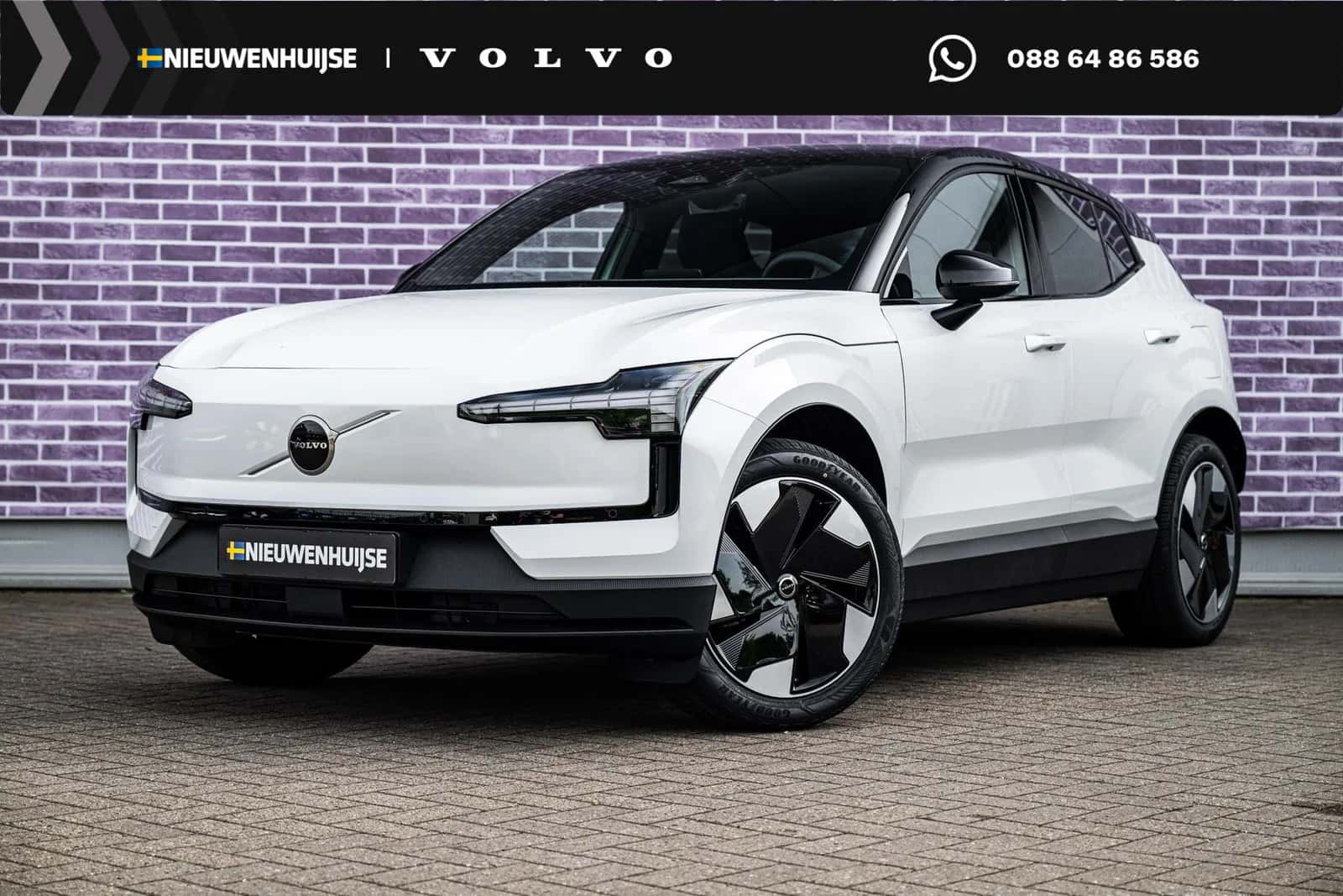 Volvo EX30 (2026) — foto 1