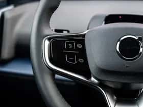 Volvo EX30 thumbnail 16
