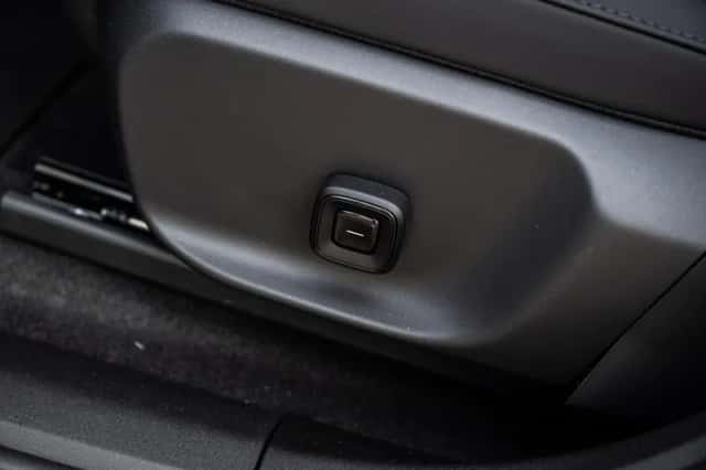 Volvo EX30 (2026) thumbnail 7