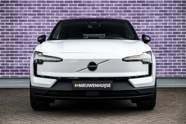 Volvo EX30 (2026) thumbnail 9