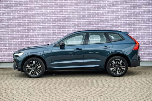 Volvo XC60 (2025) thumbnail 4