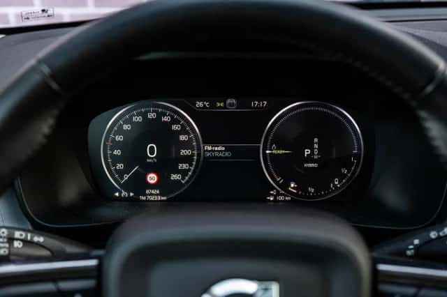 Volvo XC40 (2021) thumbnail 14