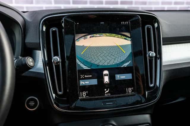 Volvo XC40 (2021) thumbnail 20