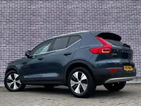 Volvo XC40 (2021) thumbnail 3