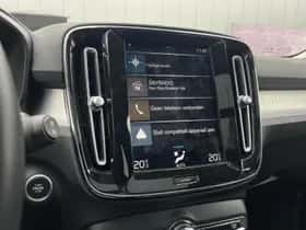 Volvo XC40 (2021) thumbnail 7