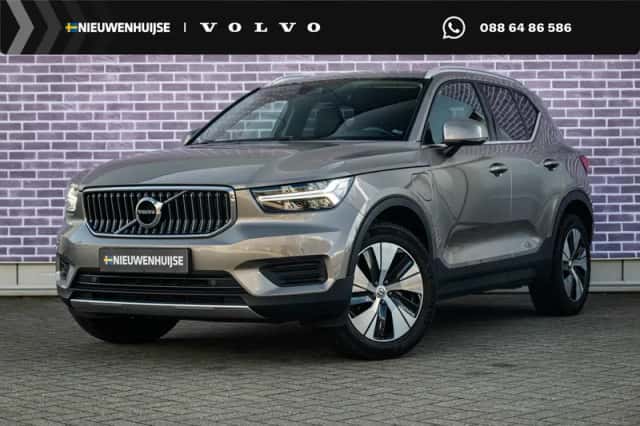 Volvo XC40 (2022) thumbnail 1
