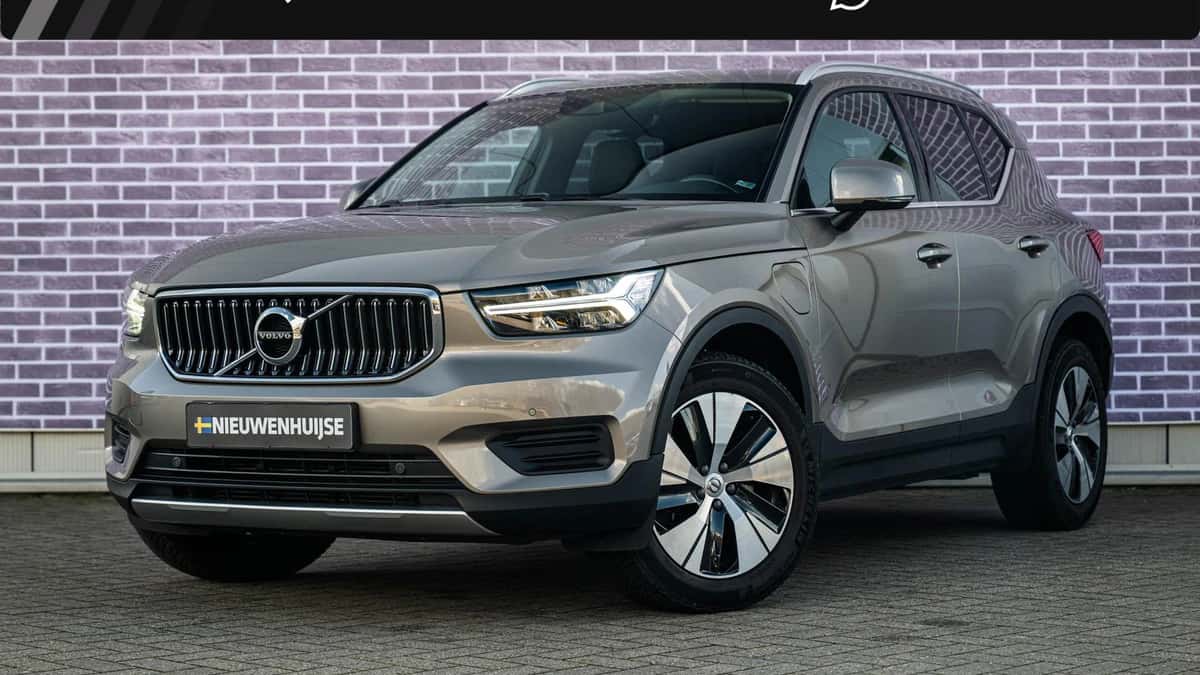 Volvo XC40 — foto 1