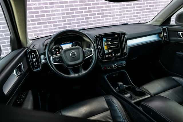 Volvo XC40 (2022) thumbnail 12