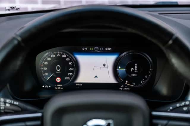 Volvo XC40 (2022) thumbnail 14