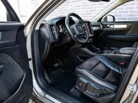 Volvo XC40 thumbnail 18