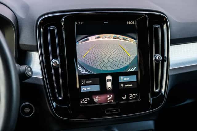 Volvo XC40 (2022) thumbnail 21