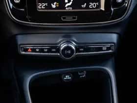 Volvo XC40 thumbnail 24