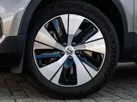Volvo XC40 thumbnail 33