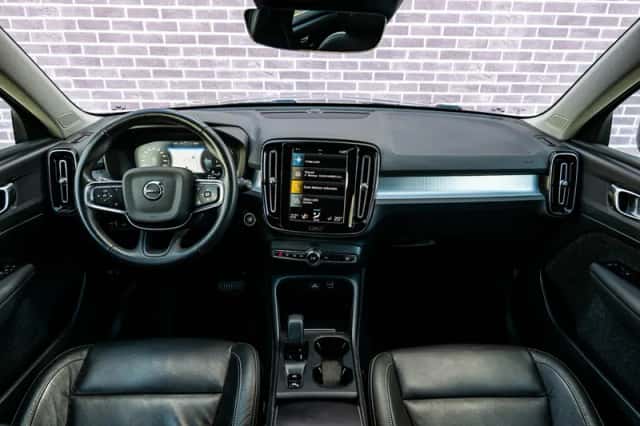 Volvo XC40 (2022) thumbnail 7