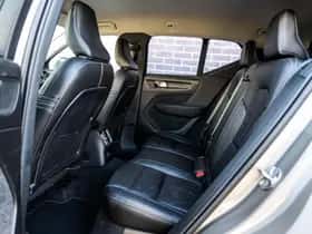 Volvo XC40 thumbnail 9