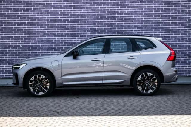 Volvo XC60 (2025) thumbnail 4