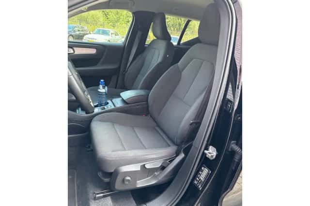 Volvo XC40 (2021) thumbnail 5