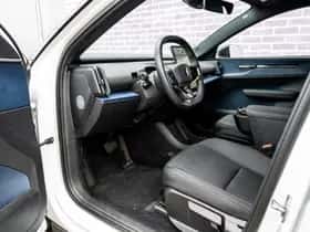Volvo EX30 (2024) thumbnail 18