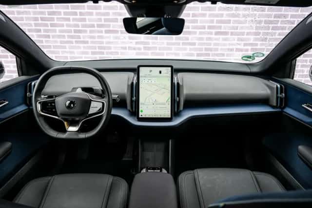 Volvo EX30 (2024) thumbnail 5