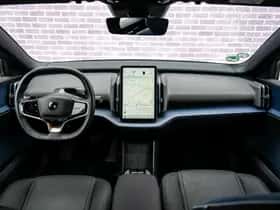 Volvo EX30 (2024) thumbnail 5