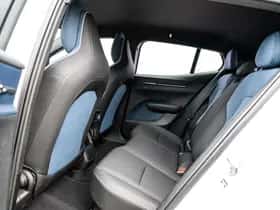 Volvo EX30 (2024) thumbnail 7